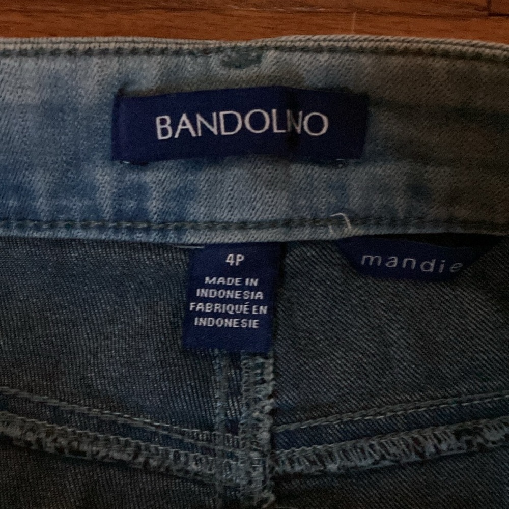 Bandolino NWT Bermuda shorts denim size 4p women - Picture 2 of 4